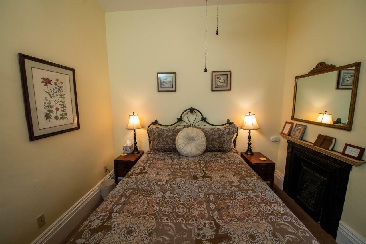 Spencer House Bed & Breakfast 이리 외부 사진
