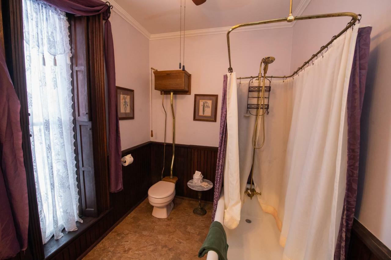 Spencer House Bed & Breakfast 이리 외부 사진