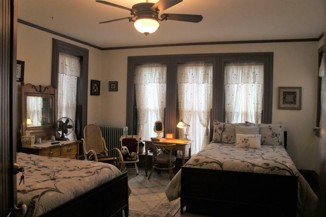 Spencer House Bed & Breakfast 이리 외부 사진